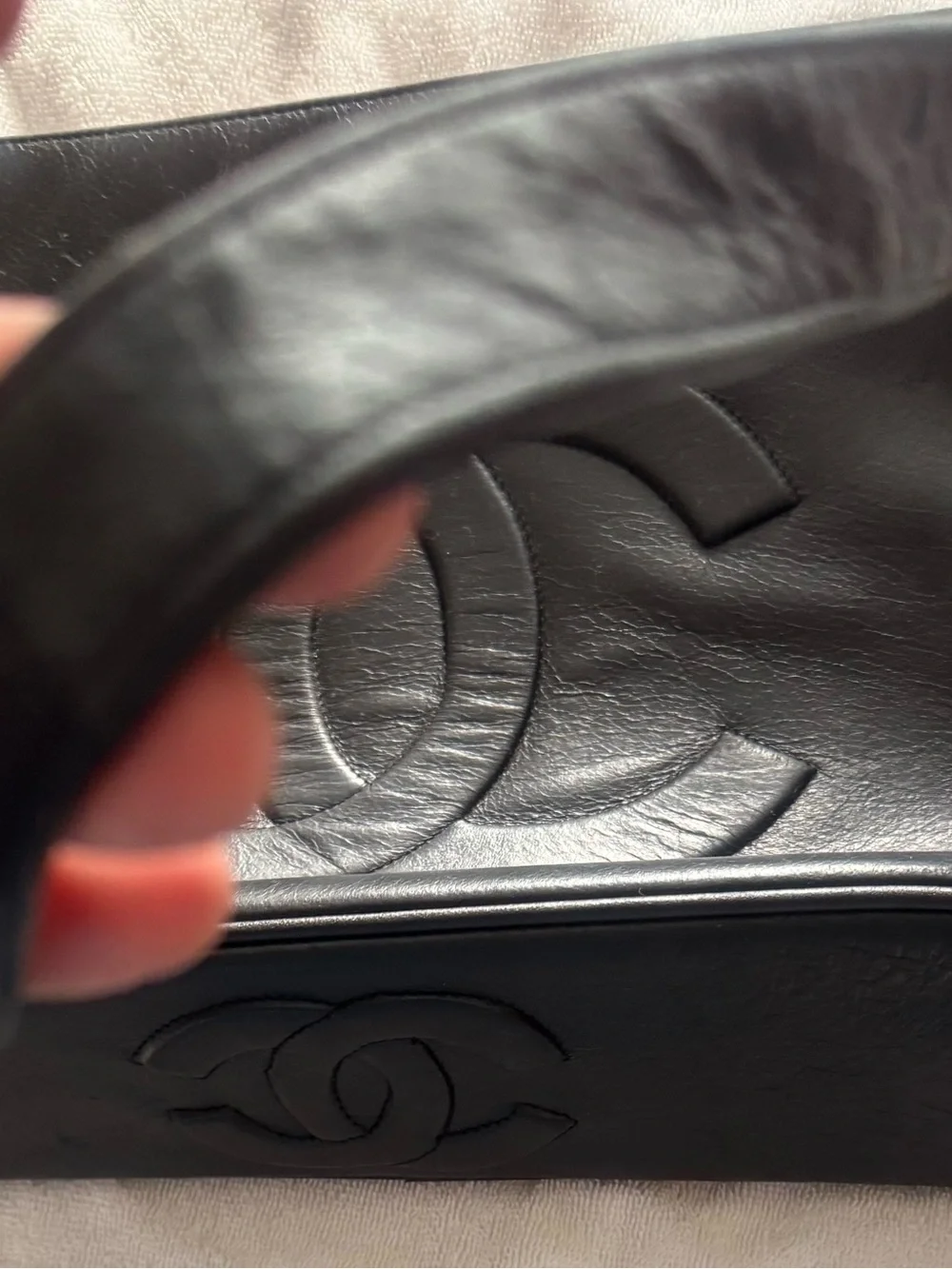 CHANEL classic black
